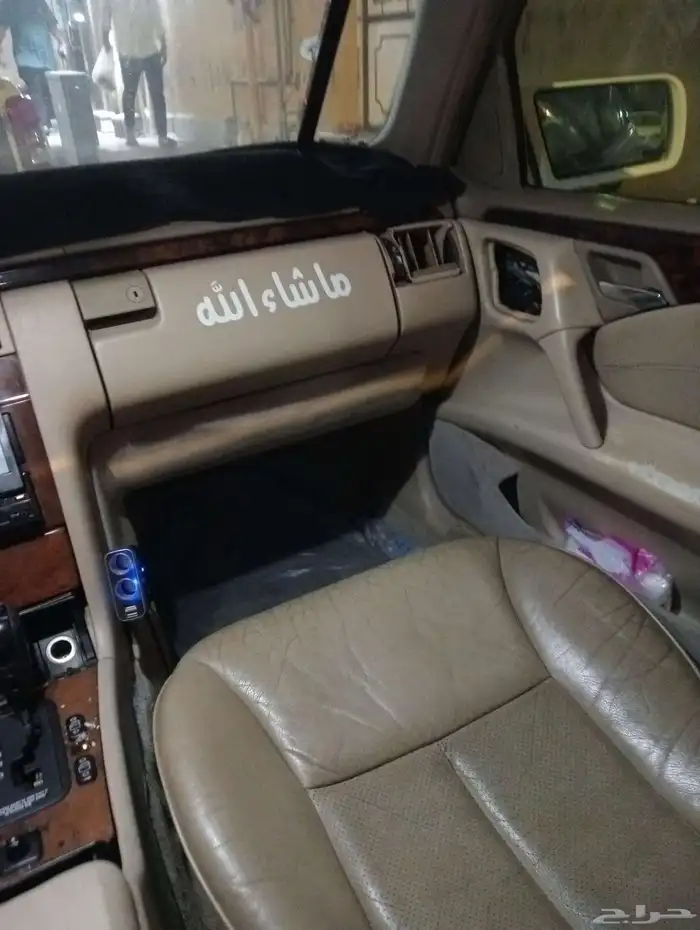 سياره مرسيدس 98 للبيع متواجده في لاحساء استماره شغال فحص د 1
