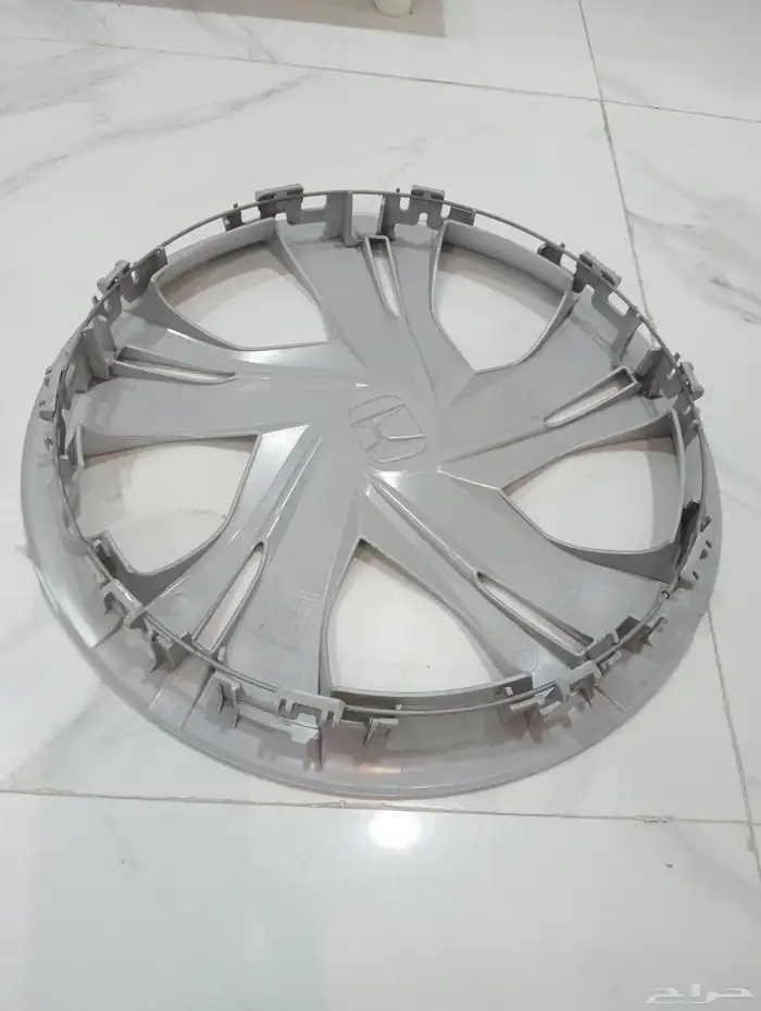 للبيع طيس هوندا سيتي 2024 وكالة 8