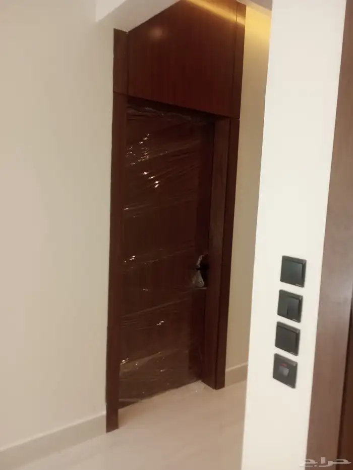 نجار ابواب 2