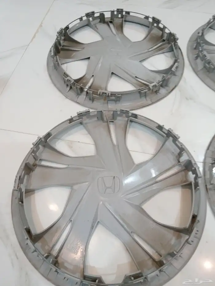 للبيع طيس هوندا سيتي 2024 وكالة 17