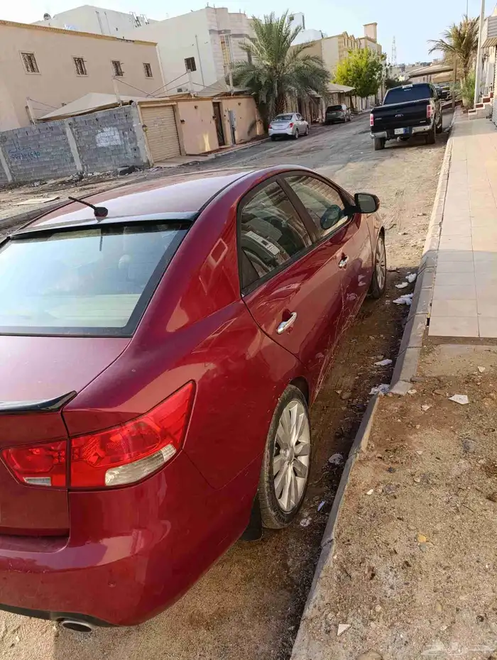 كيا سيراتو 2013 4