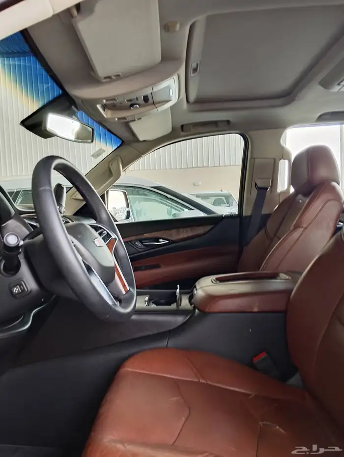 للبيع كاديلاك اسكاليد 2015 نص فل طويل 7