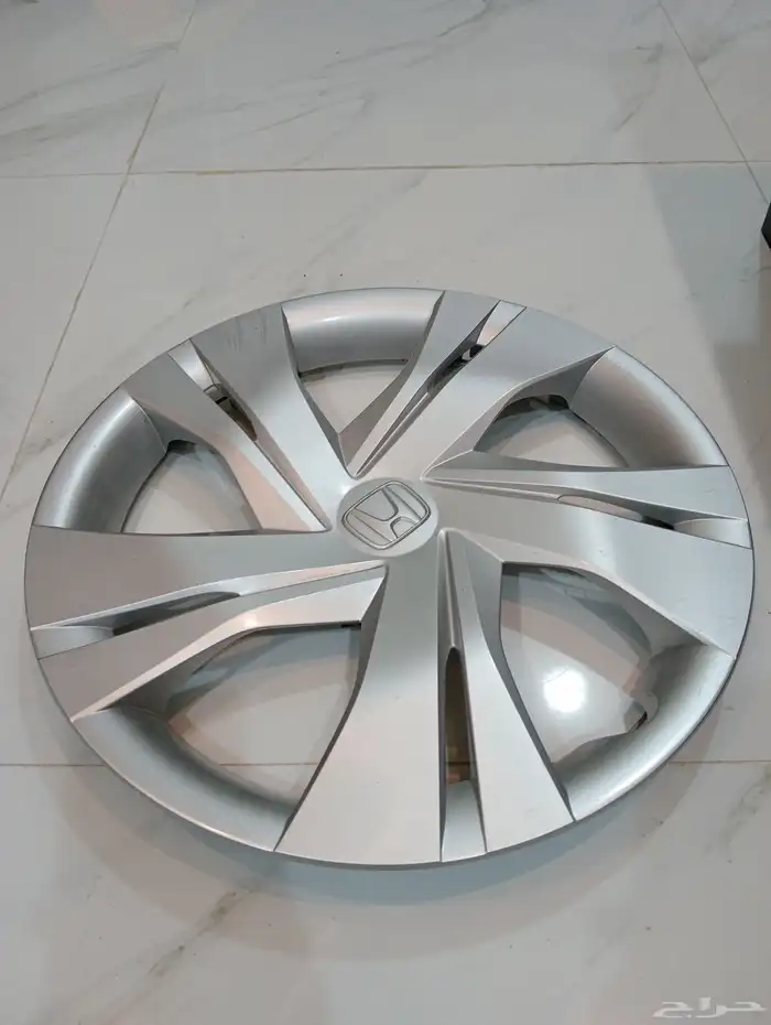 للبيع طيس هوندا سيتي 2024 وكالة 20