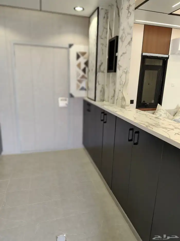 كرفان ملكي شرائح المنيوم الطول 24  VIP 7