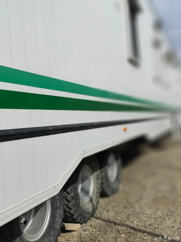 كرفان ملكي شرائح المنيوم الطول 24  VIP 18