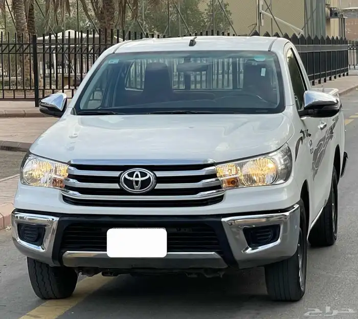 تويوتا هايلكس GL سعودي 9