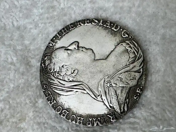 جنية استرليني 2