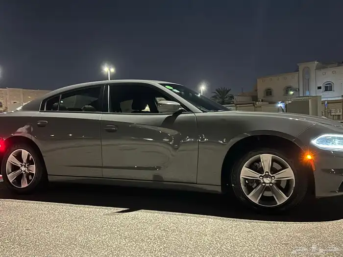 تشارجر 2019 SXT للبيع 16