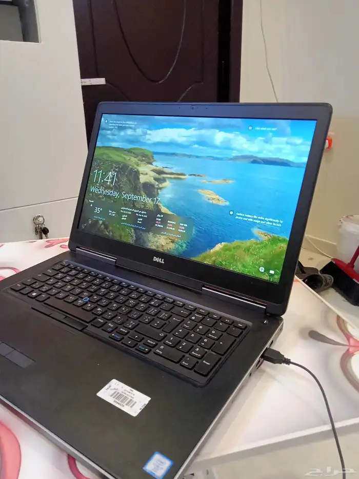 لاب توب ديل ورك استيشن 7720 1