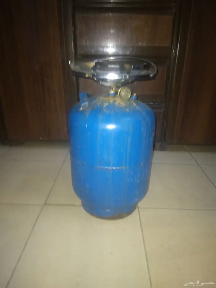 انبوبه للبيع انبوبه اقل من 150 ما راح ابيع ترى مو مليانه فاض 0