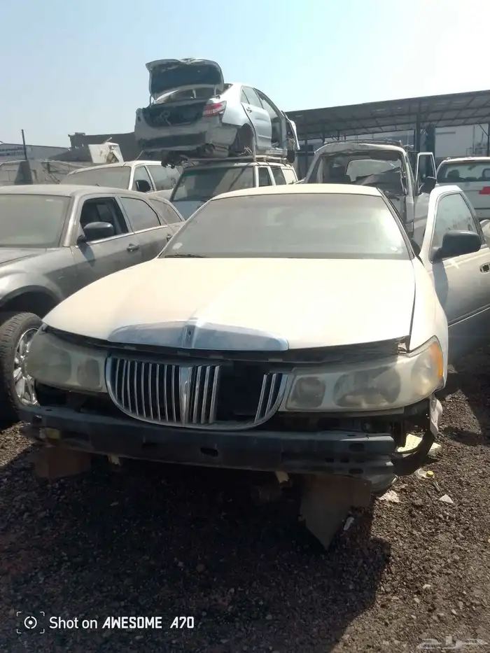 لنكولن تاون كار موديل 2001 0