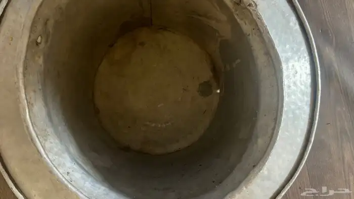 للبيع صنية قديم ام حلقين تراثيه 0