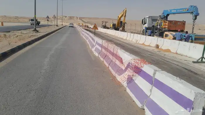 توريد حواجز خرسانيه مستخدمه 0