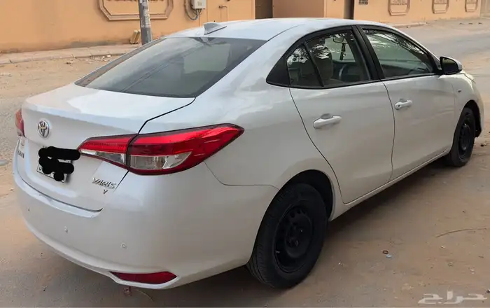 يارس 2021 فئه Y 3