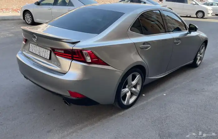 لكزس is350 2015 سعودي 2