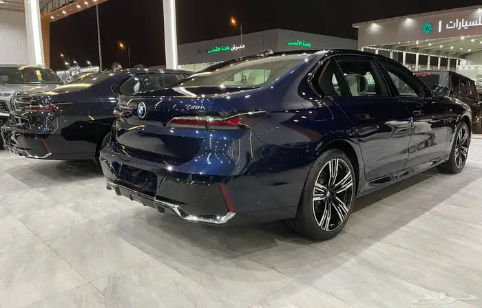 بي ام دبليو 735i M kit جديد 2026 4