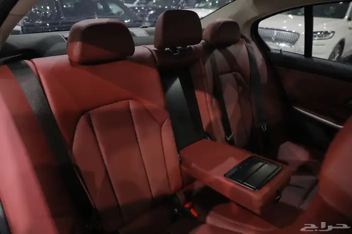 بي ام دبليو 320. موديل 2023 13