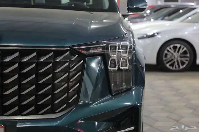 جاك GS8 نص الفل 7 راكب 2024 شبه الجديد 3