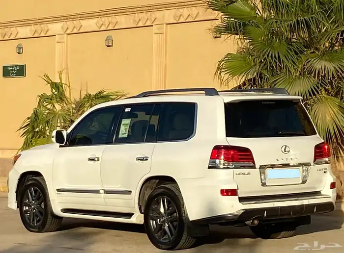 لكزس LXجيب2015 14
