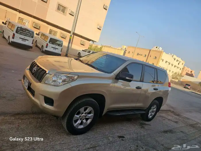 للبيع برادو بنزين. مشي 265 الف سياره موديل. 2011 2