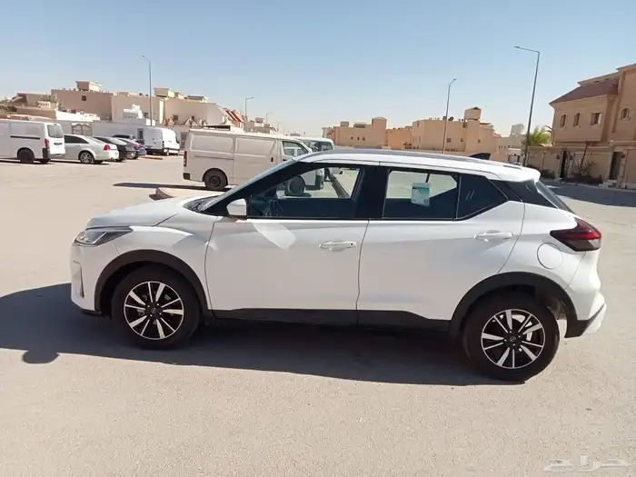 نيسان كيكس 2023 14