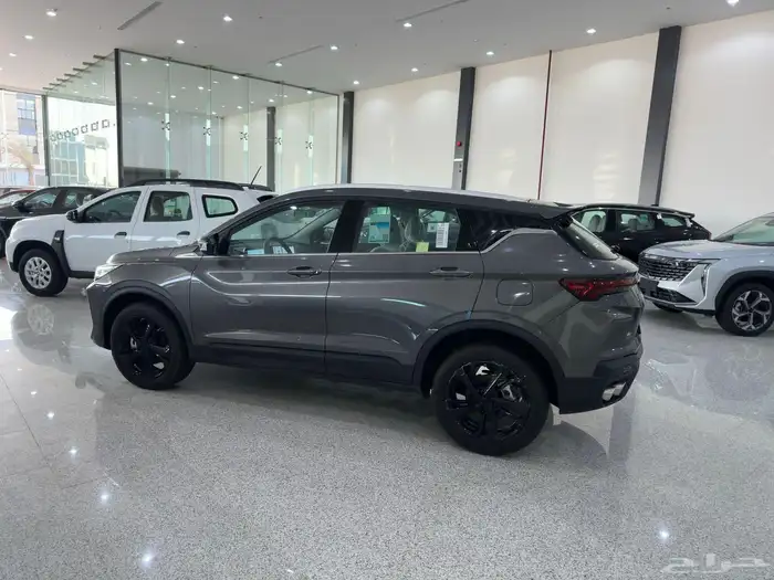 جيلي كولراي نص فل 2025 2