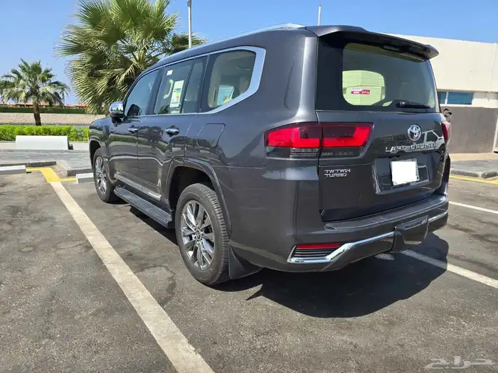تويوتا لاندكروزر 2024 في اكس ديزل 1