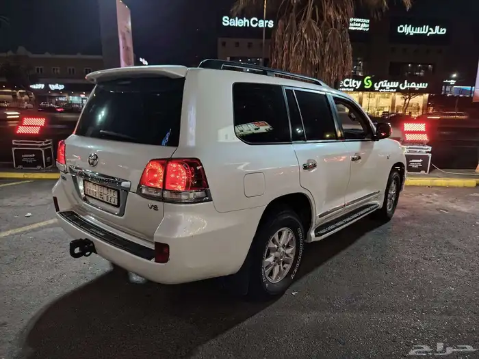 لاند كروزر 3