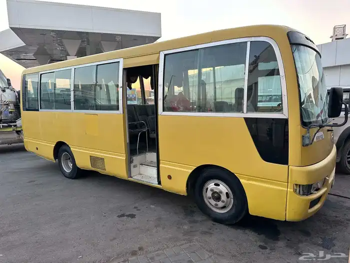 باص نيسان سلفيان 33 راكب بحالة ممتازة 6
