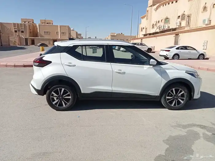 نيسان كيكس 2023 3