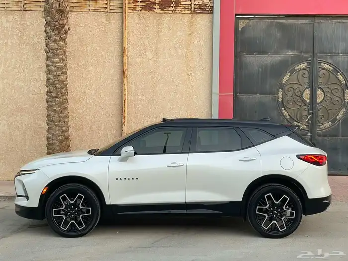 شيفروليه بليزر 2023 - RS نظيف جدا 10