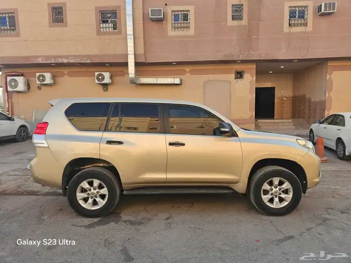 للبيع برادو بنزين. مشي 265 الف سياره موديل. 2011 6