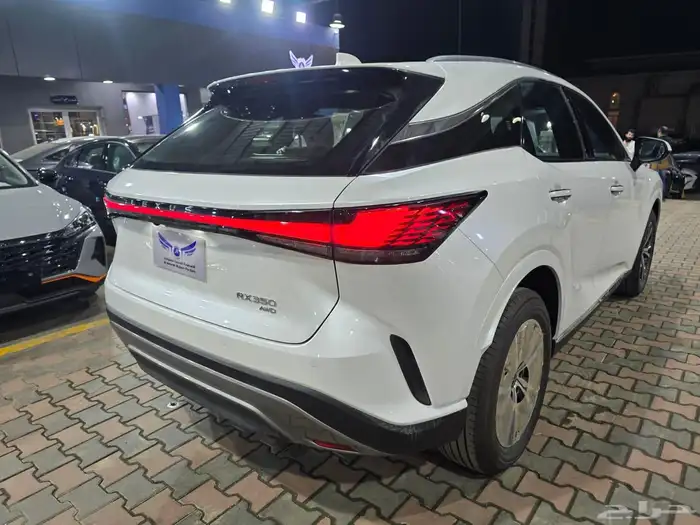 لكزس Rx 350 2025.متاح كاش وتقسيط 4