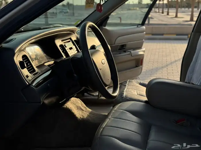 فورد كراون فكتوريا 2011 (امريكي) 16