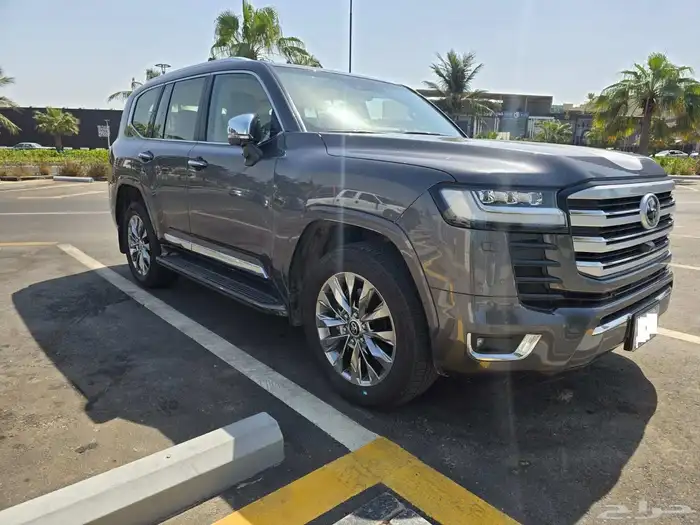 تويوتا لاندكروزر 2024 في اكس ديزل 5