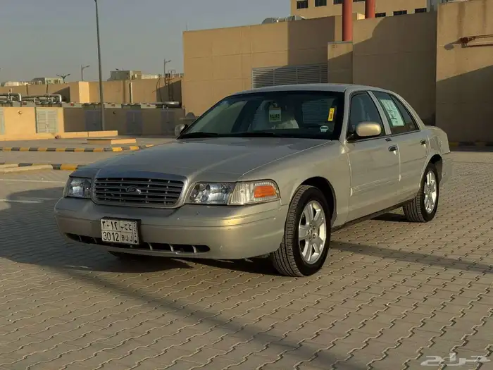 فورد كراون فكتوريا 2011 (امريكي) 0