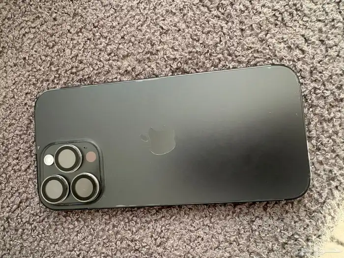 ايفون 16 برو ماكس 4