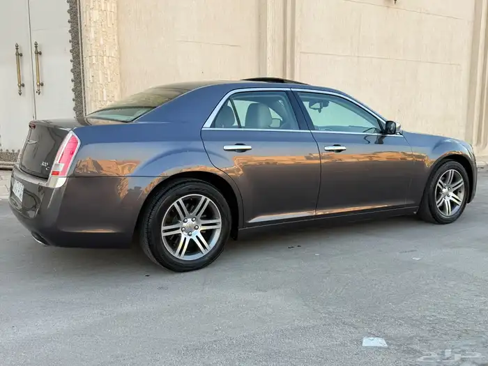 كرايزلر فل كامل ( نظيف ) 7