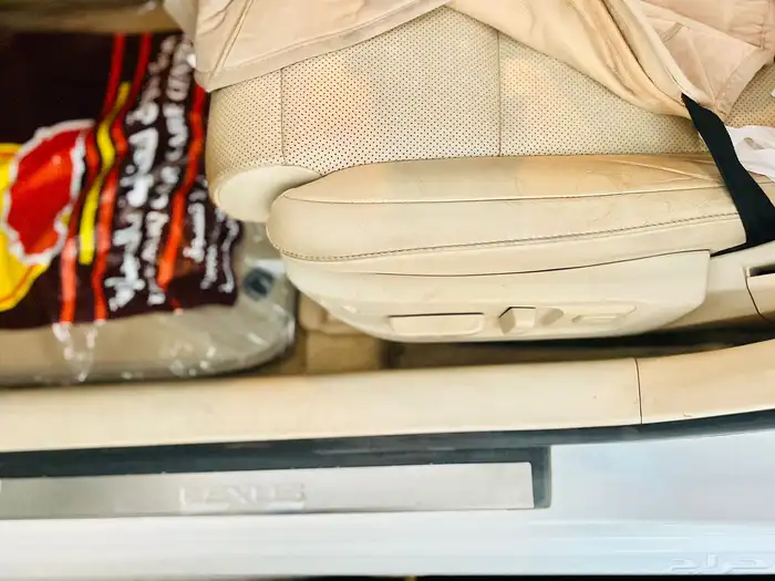 لكزس 350ES موديل 2015 سعودي مخزن 28