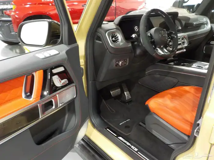 2026 مرسيدس AMG G63 13