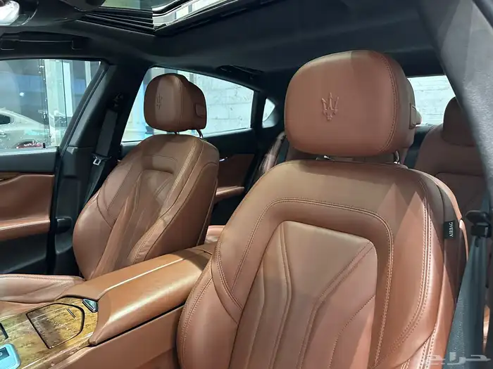 النوع مازيراتي الموديل 2016 العداد 66200 9