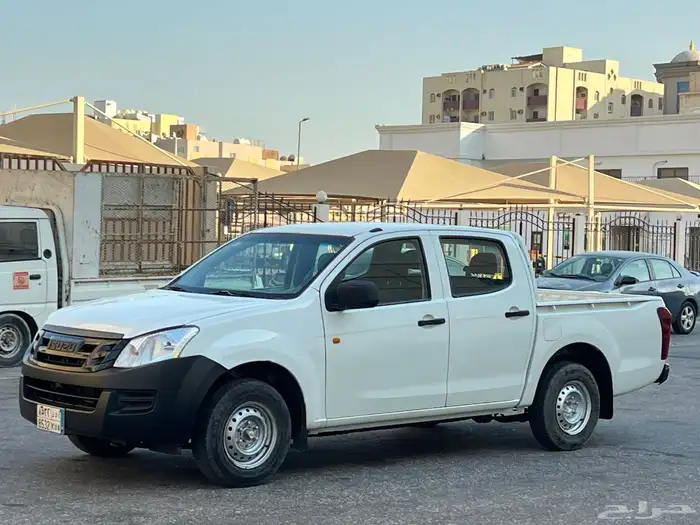 ايسوزو ديماكس 2015 ديزل غمارتين ممشى قليل 24