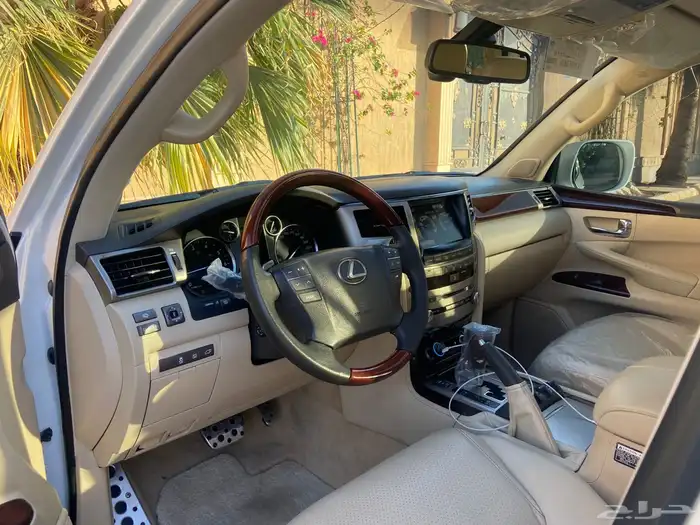 لكزس LXجيب2015 1