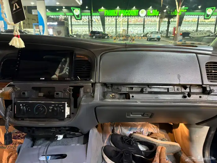 فورد فاكتوريا 2004للبيع 7