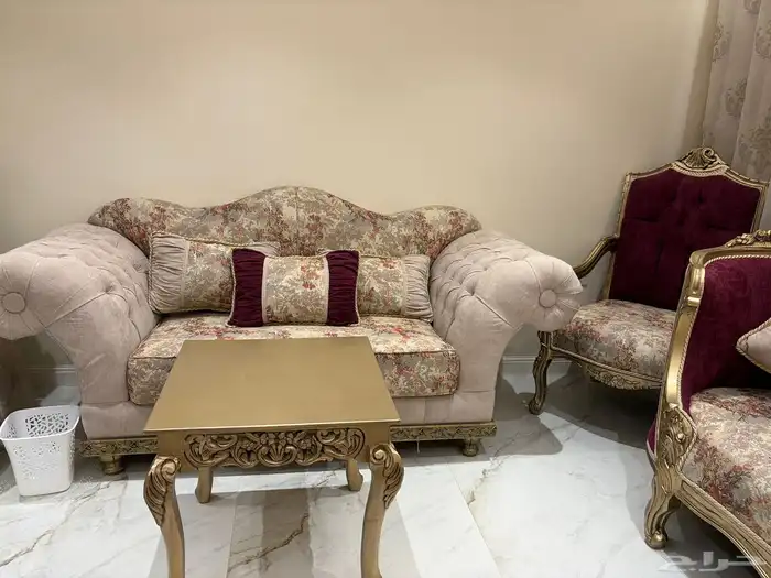 مجلس صالون كامل للبيع كالجديد 2