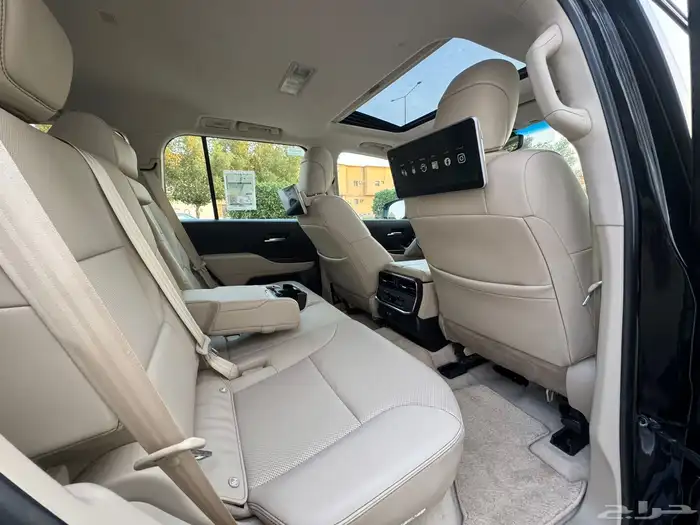 تويوتا لاندكروزر 2024 ((L4)) 11