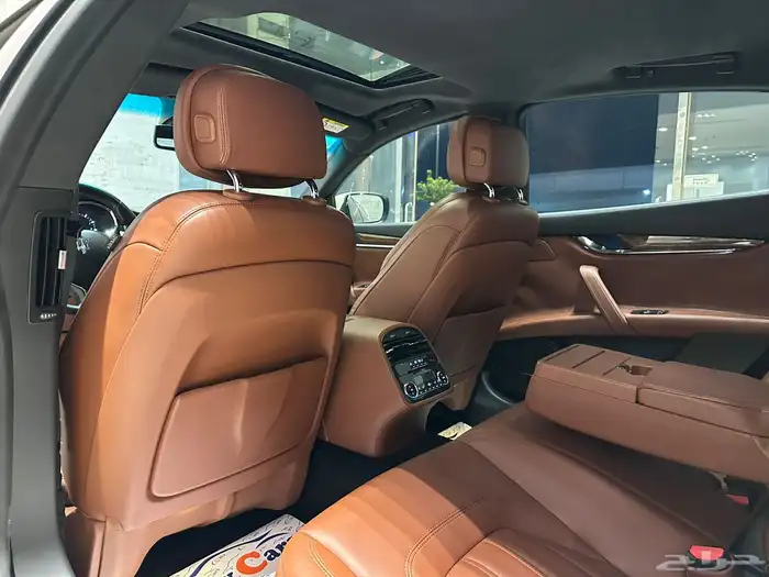 النوع مازيراتي الموديل 2016 العداد 66200 11