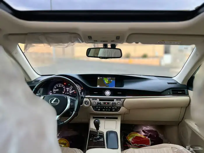 لكزس 350ES موديل 2015 سعودي مخزن 23