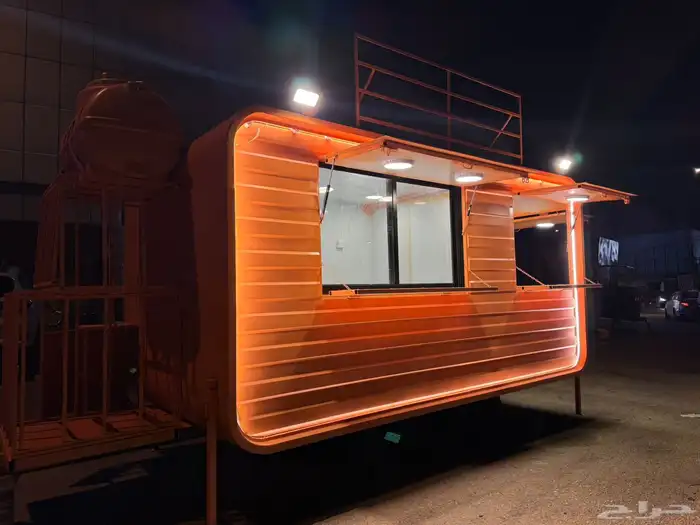 للبيع فود ترك 2 في 4 جديد جاهز 4