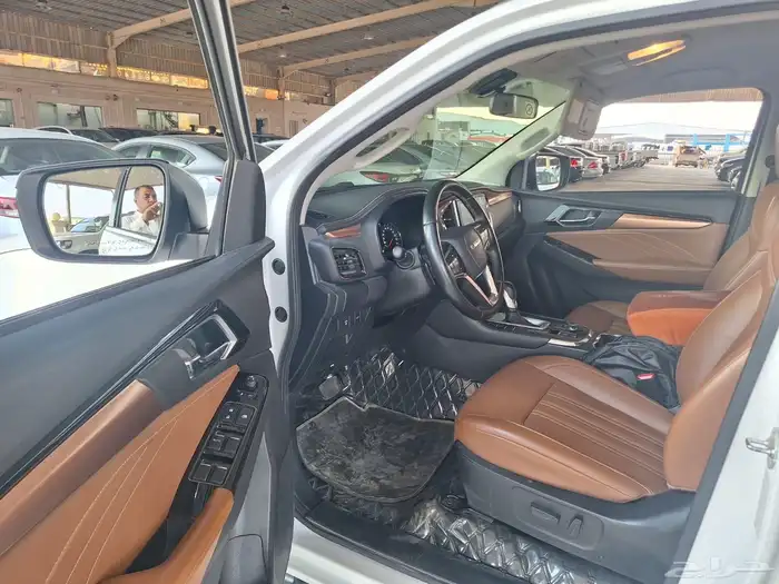 أيسوزو ام يو اكس2023 2